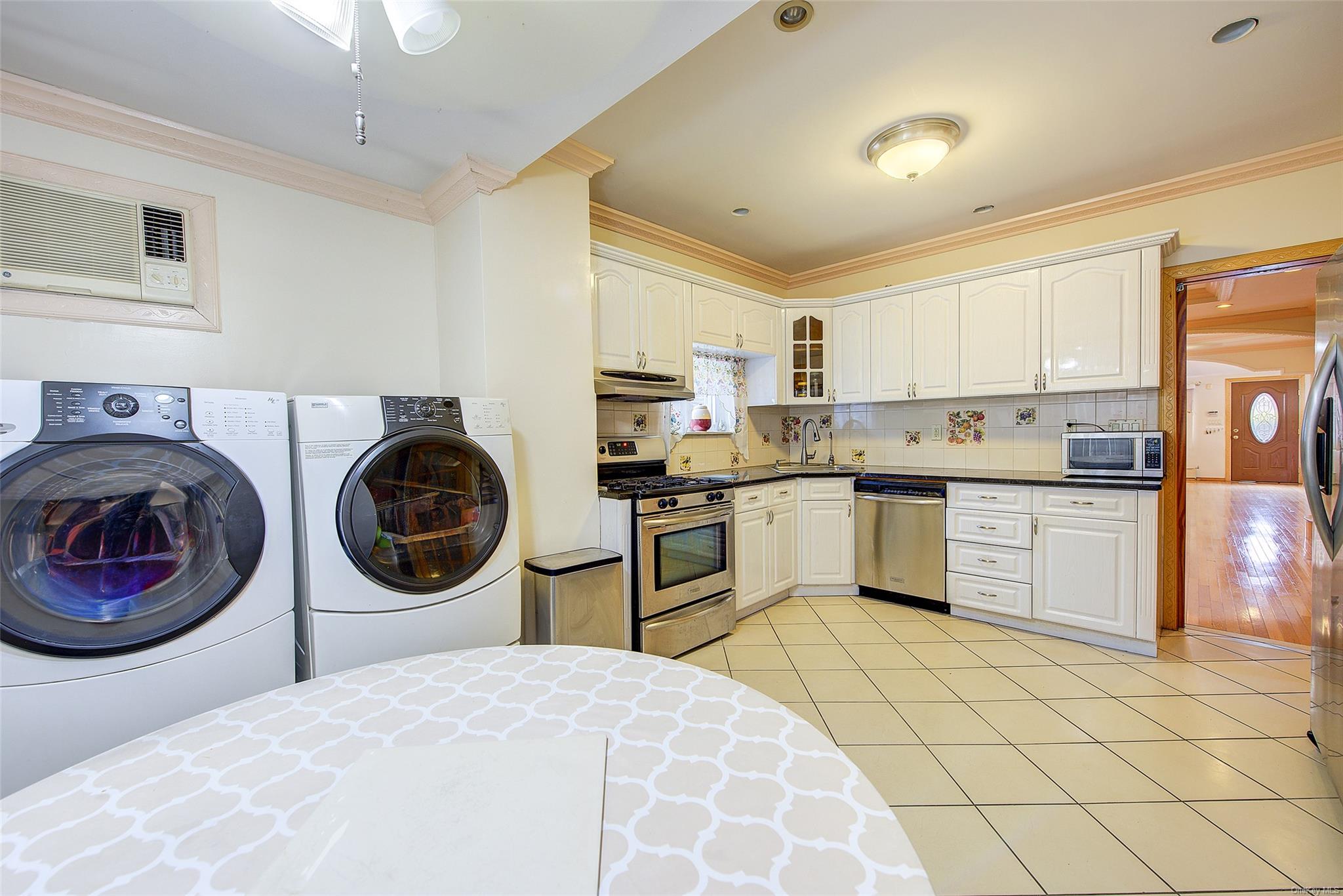 #16 photo, 88-27 196th Street, クイーンズ区 Hollis , NY 11423