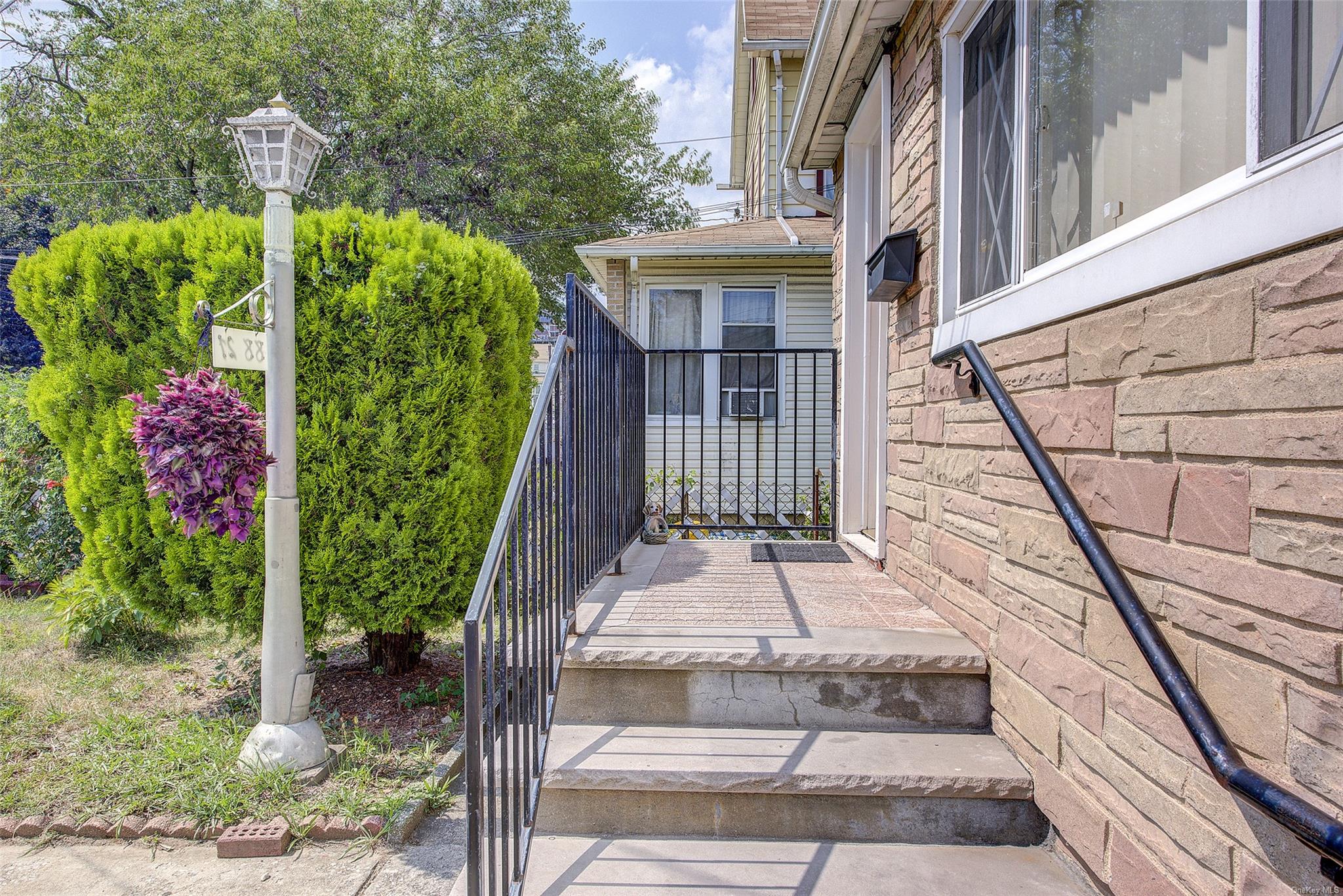 #9 photo, 88-27 196th Street, クイーンズ区 Hollis , NY 11423