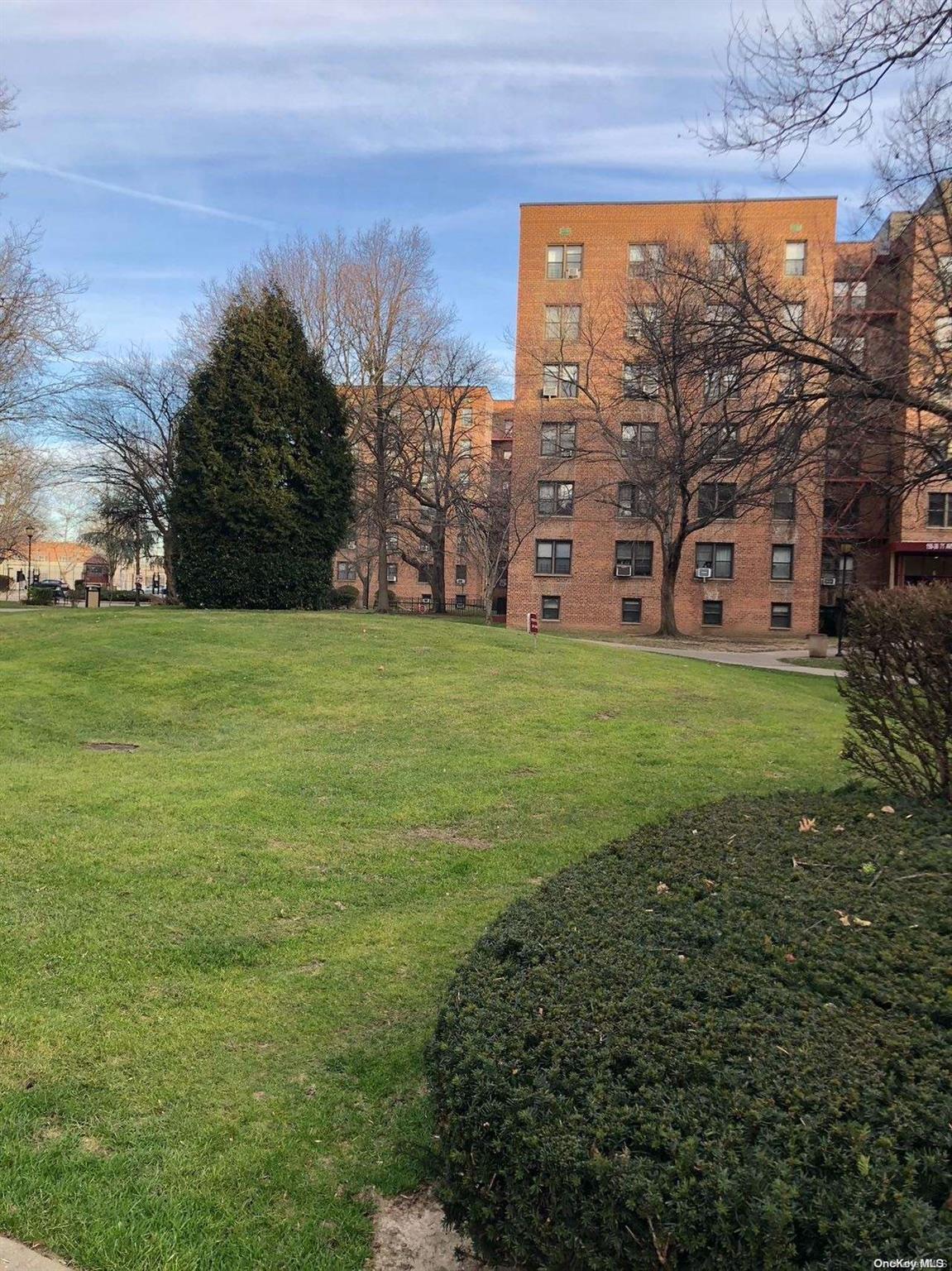 #14 photo, 150-20 71st Ave, クイーンズ区 Flushing , NY 11367