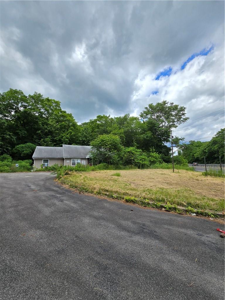 #1 photo, 3523 Us-9w, 紐約州 Highland , NY 12528