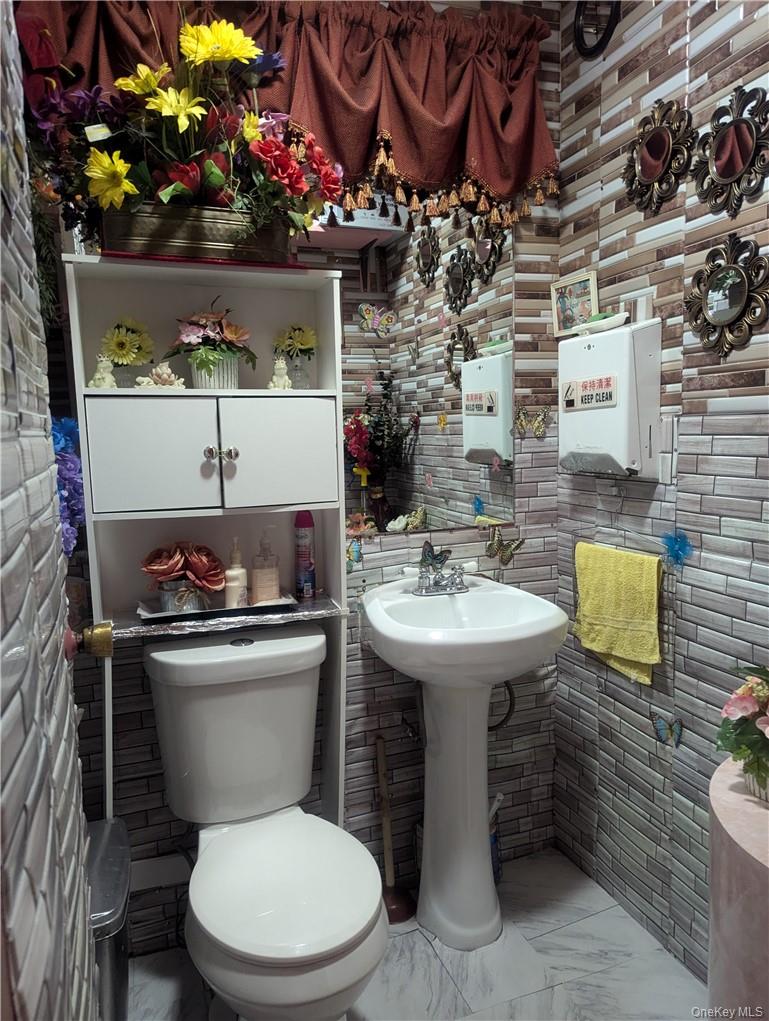 #14 photo, 485 Broadway, Monticello , NY 12701