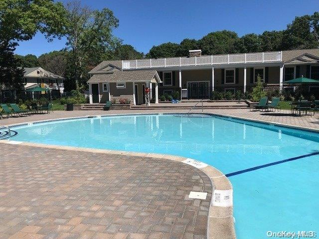 #2 photo, 1 Brookwood Drive, サフォーク郡 Coram , NY 11727