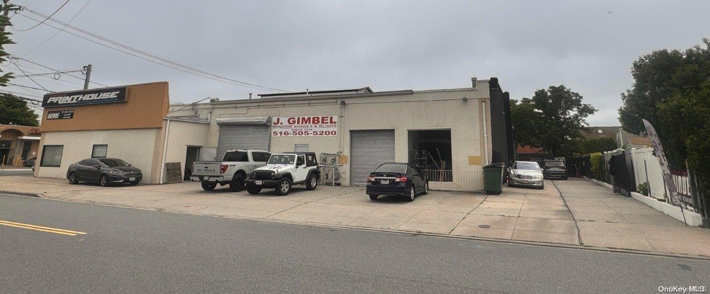 #4 photo, 275 Hempstead Tpke, ナッソー郡 West Hempstead , NY 11552