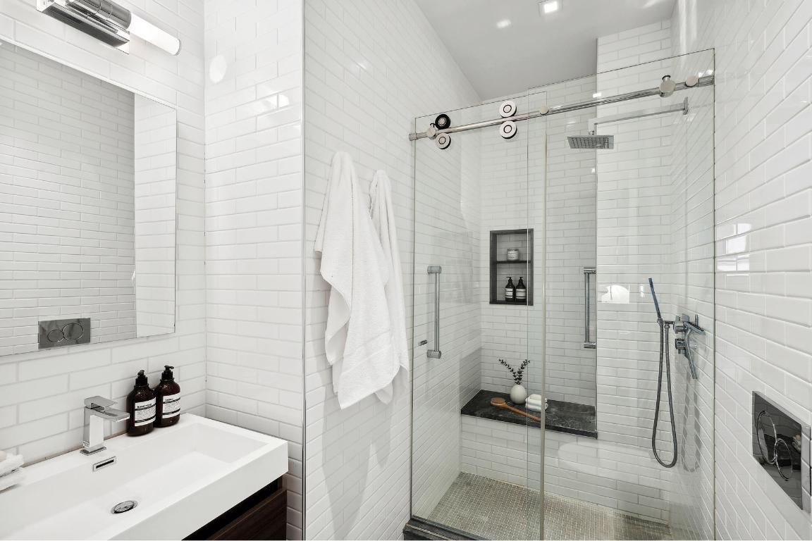 #9 photo, 4 W 16TH Street, マンハッタン Flatiron , NY 10011