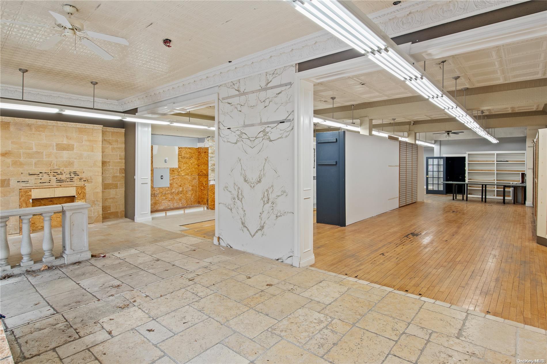 #2 photo, 18 Glen Street, ナッソー郡 Glen Cove , NY 11542