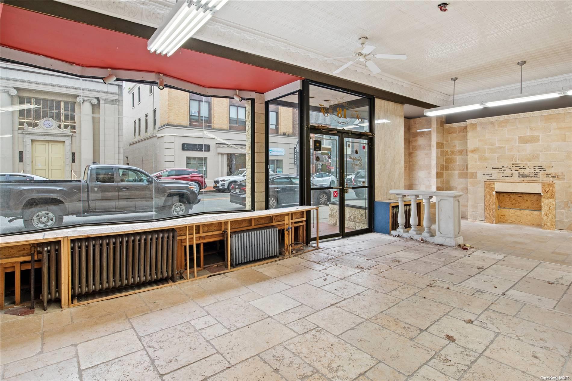 #3 photo, 18 Glen Street, ナッソー郡 Glen Cove , NY 11542