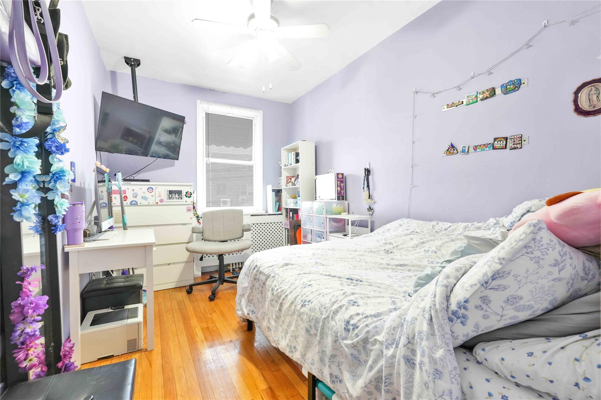 #18 photo, 25-37 48th Street, Astoria , NY 11103