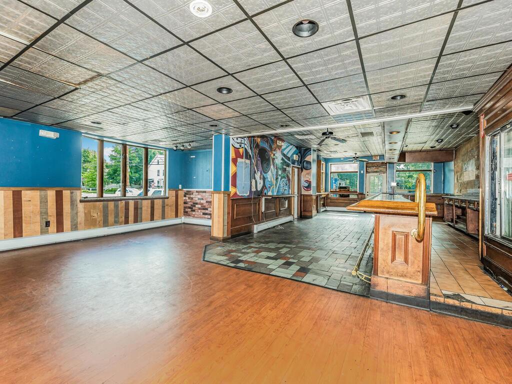 #9 photo, 2557 South Avenue, Wappingers Falls , NY 12590