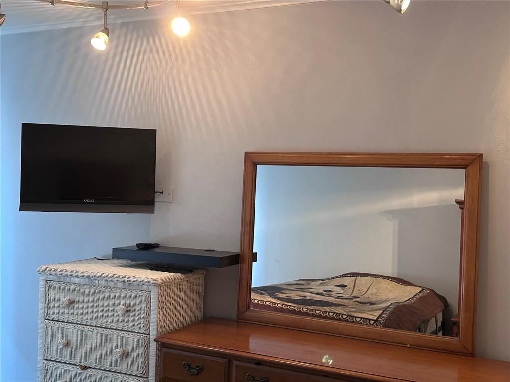 #13 photo, 407 Old Mill Road, Southfields , NY 10975