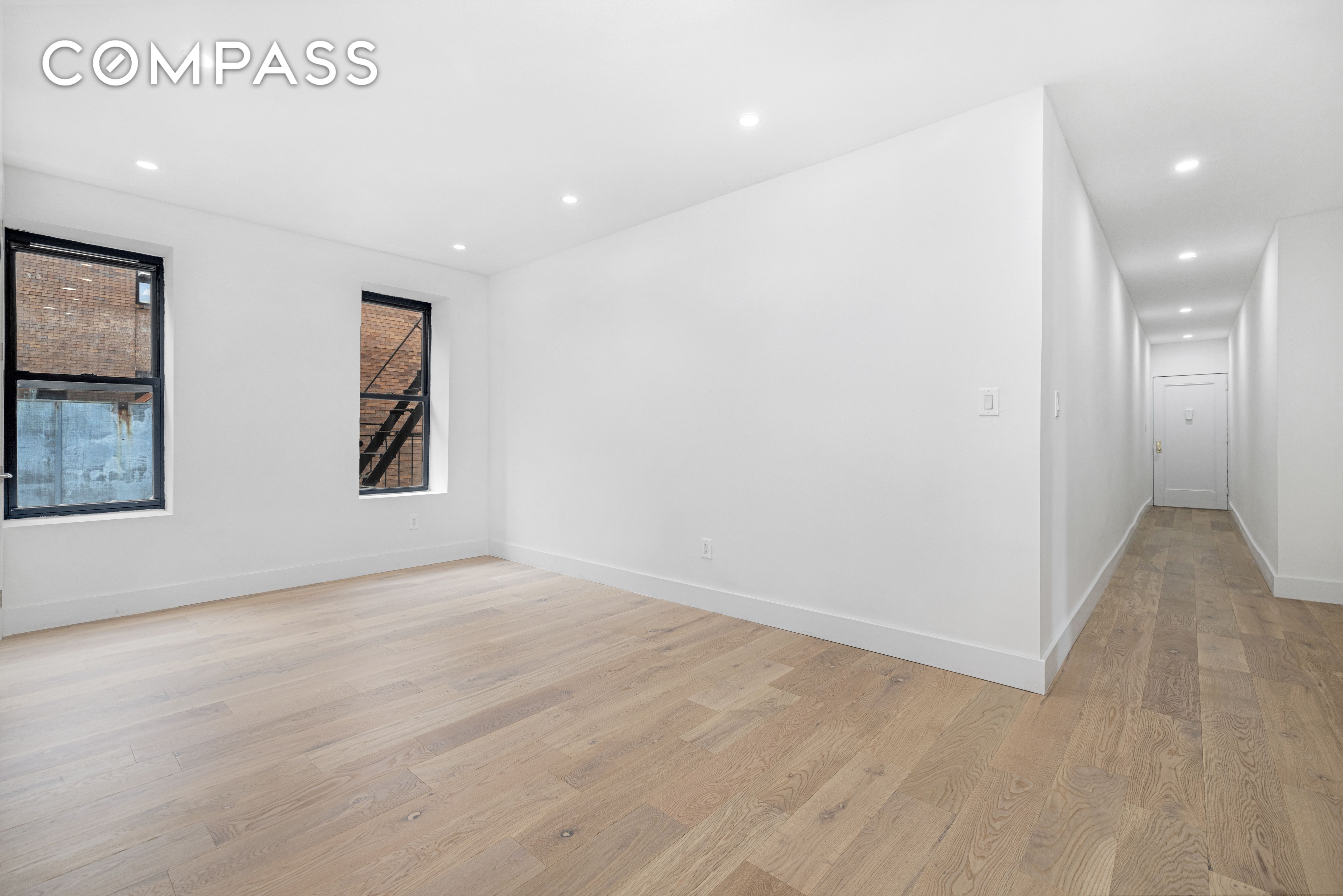 #1 photo, 640 Ditmas Avenue, Бруклин ‖ Kensington , NY 11218