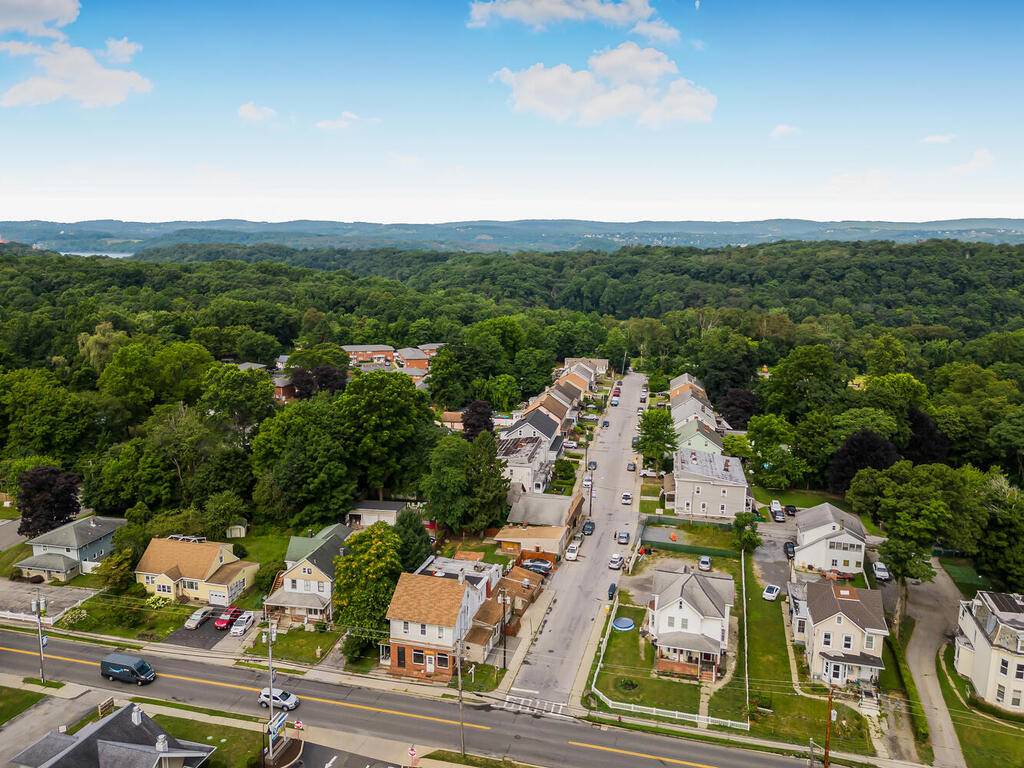 #52 photo, 2557 South Ave, Wappingers Falls , NY 12590