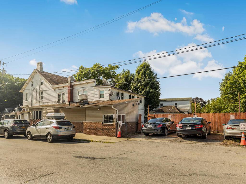 #7 photo, 2557 South Ave, Wappingers Falls , NY 12590