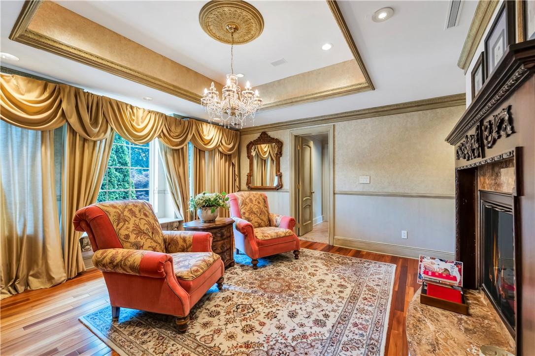 #20 photo, 4 Old Wagon Lane, Old Westbury , NY 11568