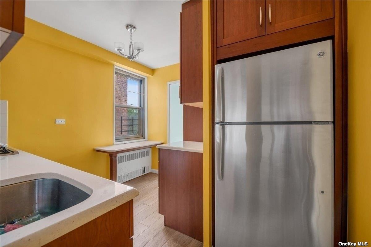 #15 photo, 61-20 Grand Central Parkway, クイーンズ区 Forest Hills , NY 11375