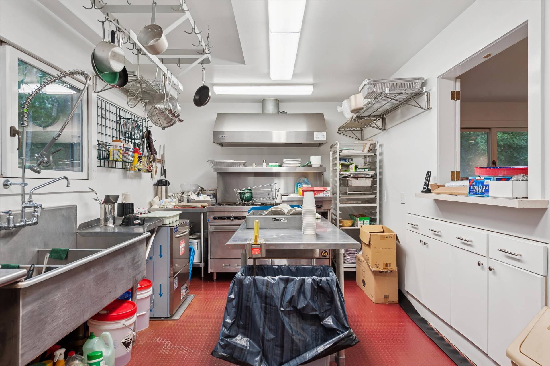 #20 photo, 290 Montauk Highway, サフォーク郡 East Hampton , NY 11937