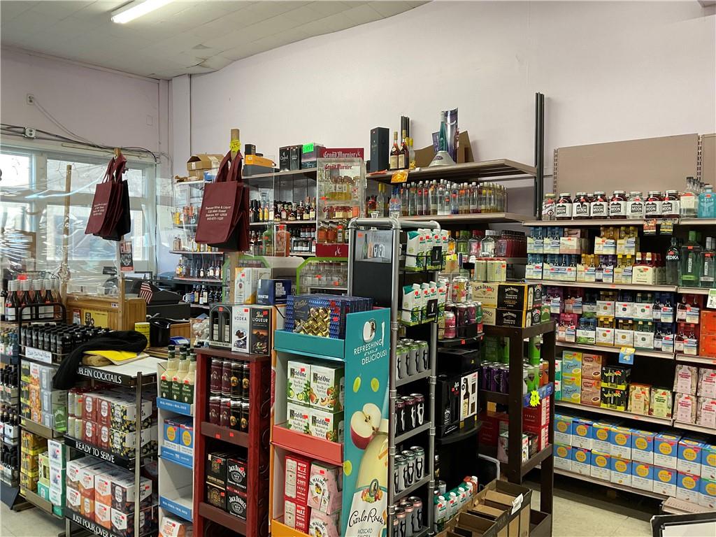 #8 photo, 335 Main Street, Beacon , NY 12508