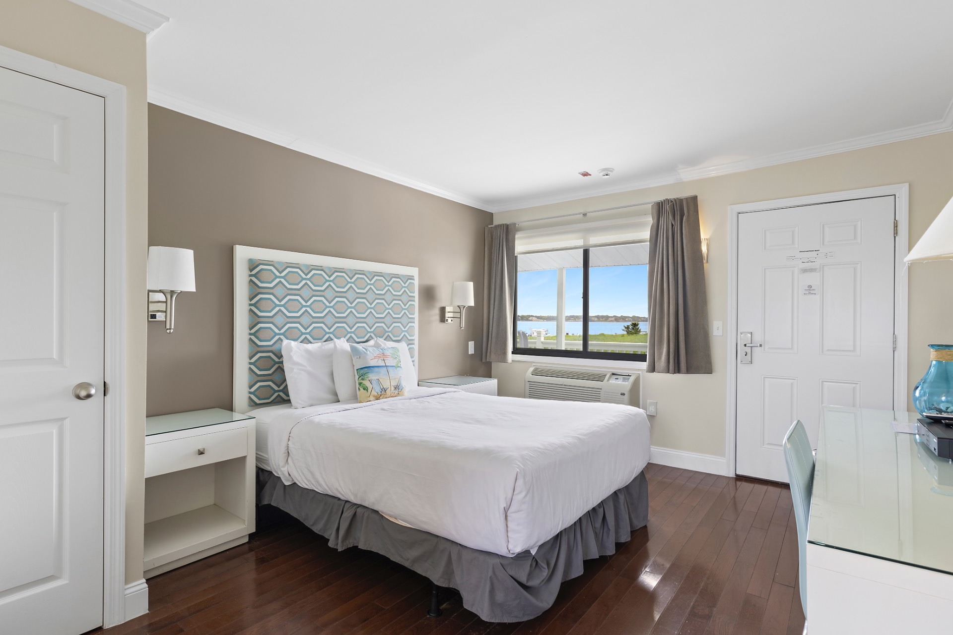 #23 photo, 53 West Tiana Road, サフォーク郡 Hampton Bays , NY 11946