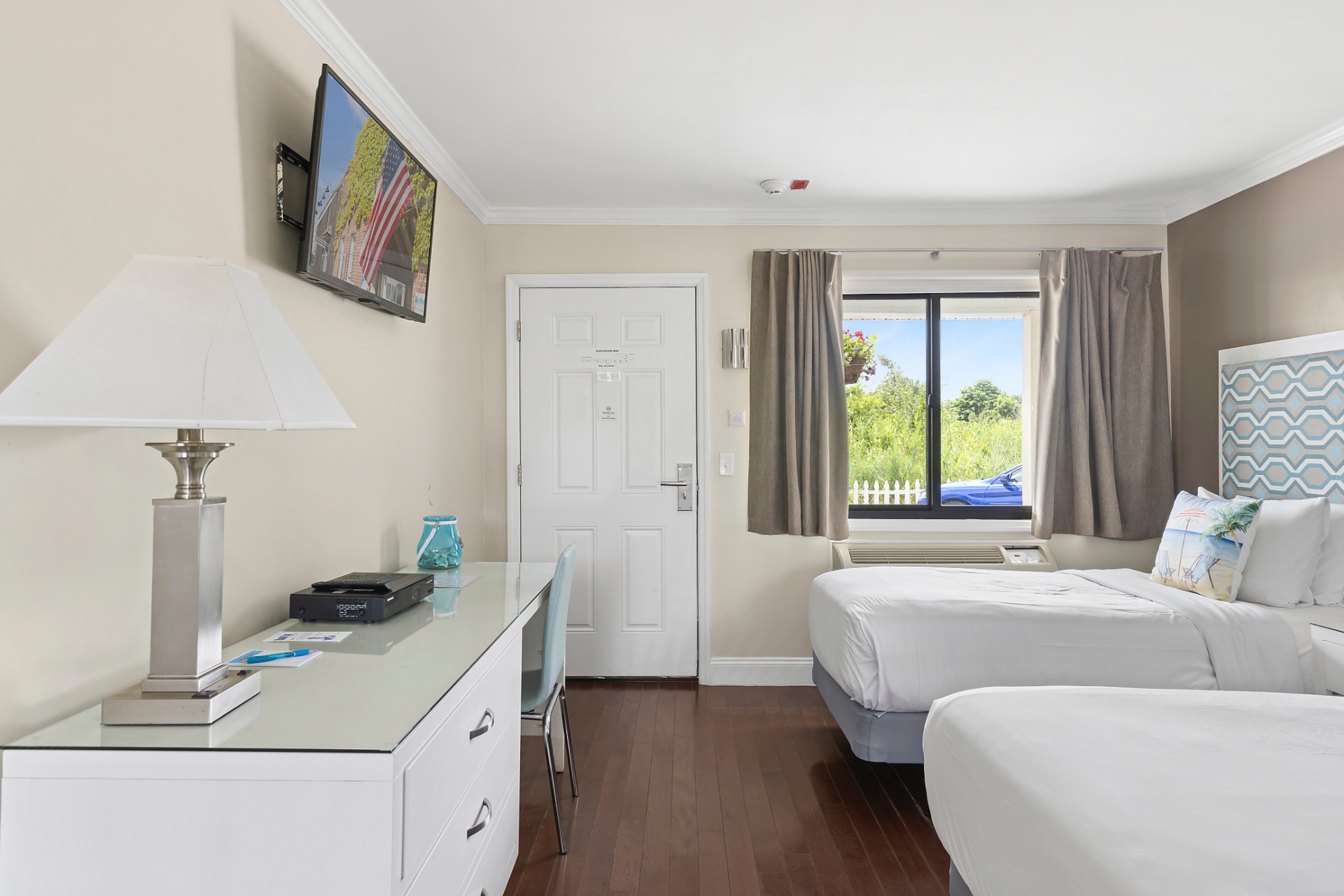 #25 photo, 53 West Tiana Road, サフォーク郡 Hampton Bays , NY 11946