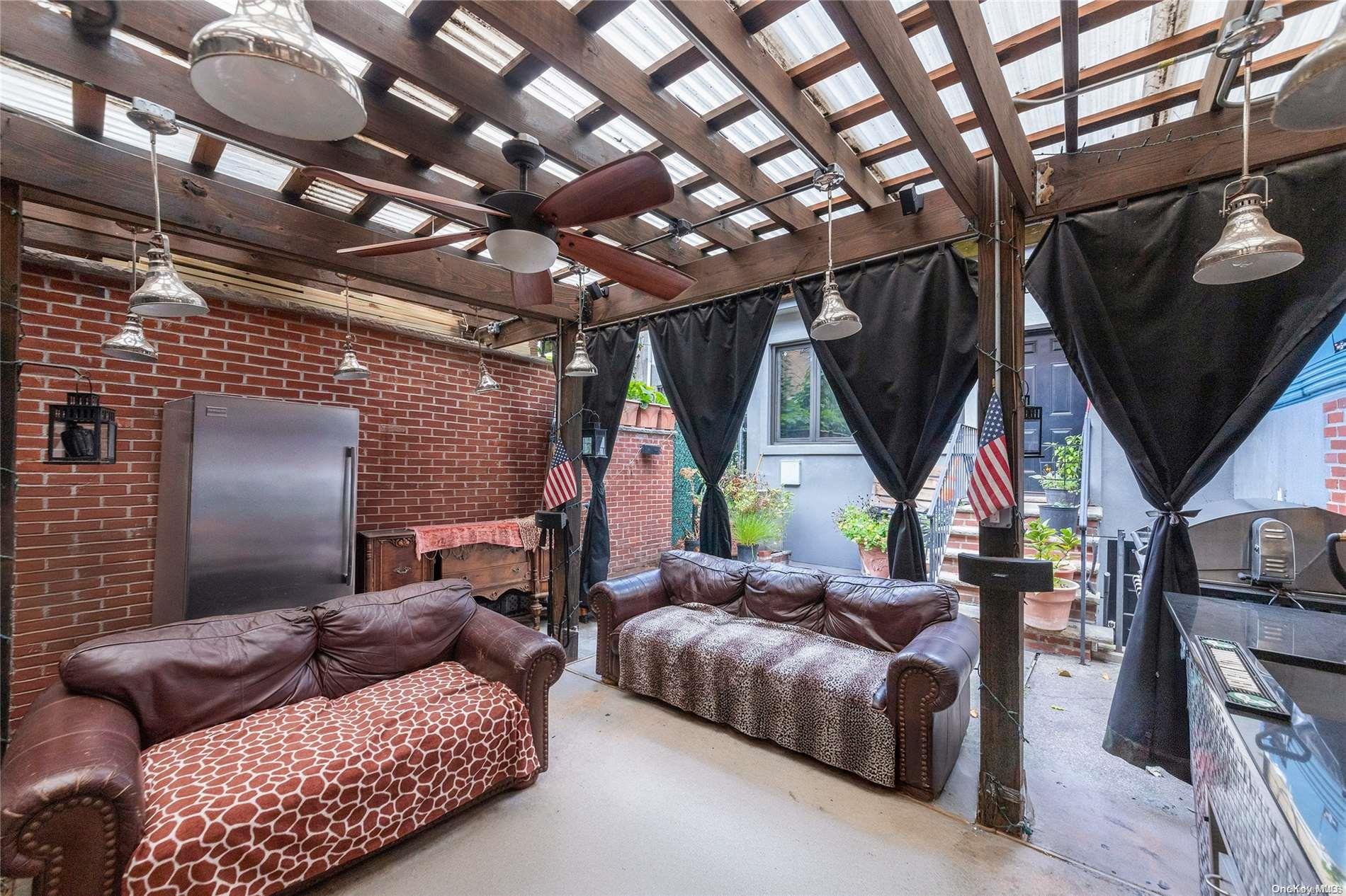 #12 photo, 772 42nd Street, 布鲁克林 Brooklyn , NY 11232