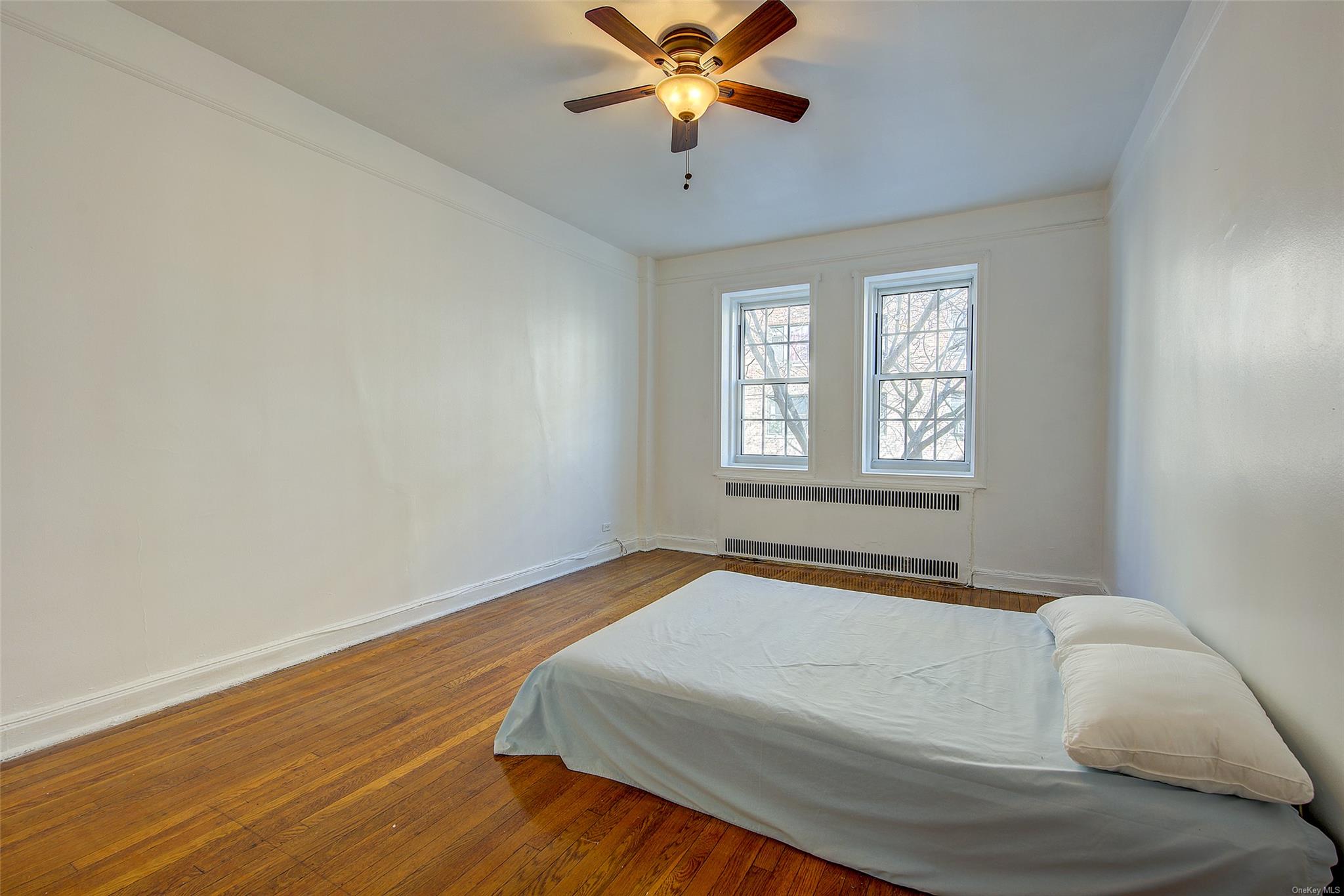 #15 photo, 77-12 35 Avenue, クイーンズ区 Jackson Heights , NY 11372