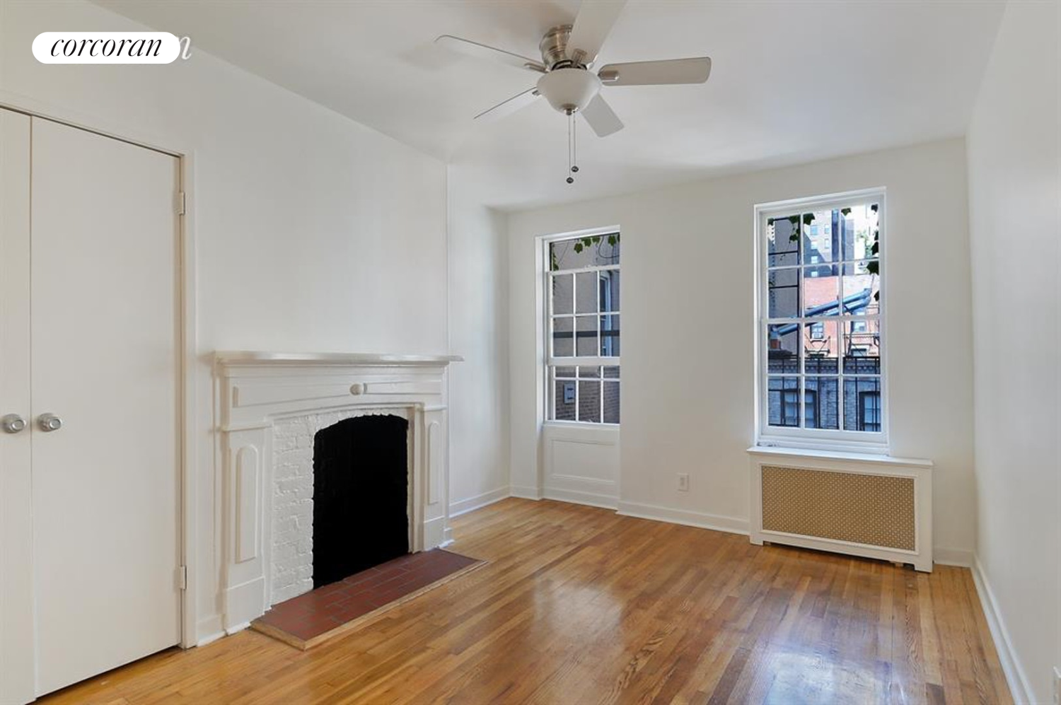 #1 photo, 212 W 16TH Street, Chelsea , NY 10011