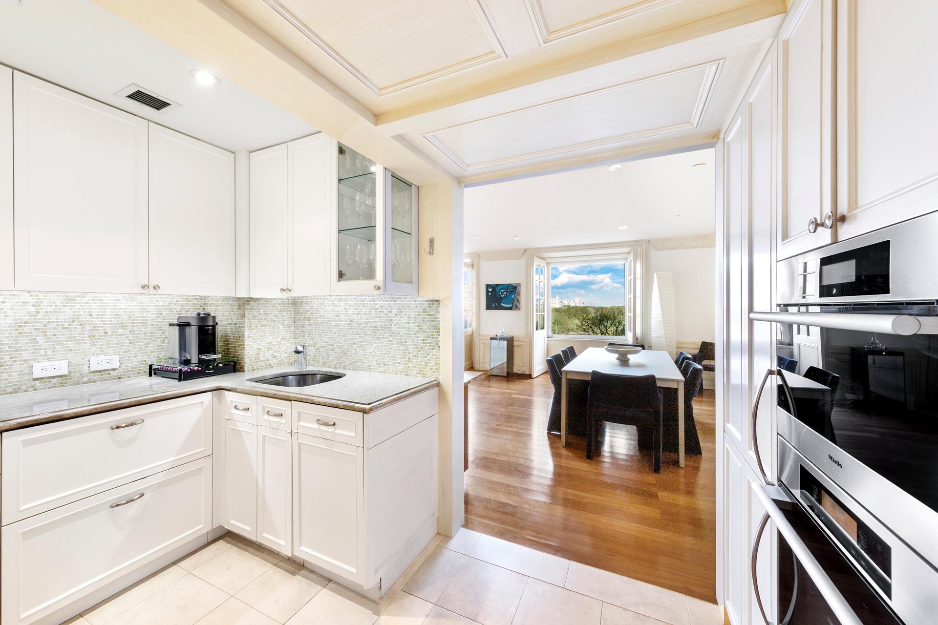 #4 photo, 160 CENTRAL Park S, マンハッタン Central Park South , NY 10019