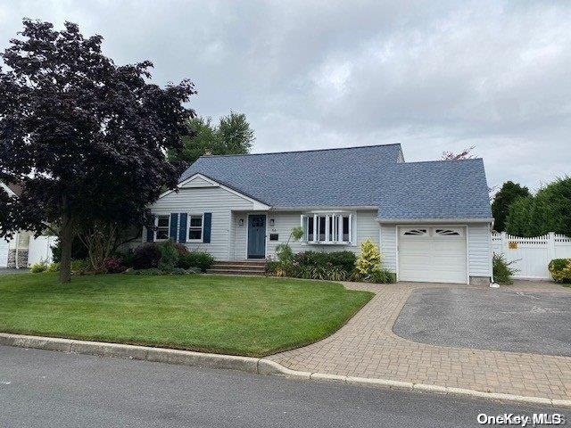 #1 photo, 56 Washington Avenue, サフォーク郡 Islip Terrace , NY 11752