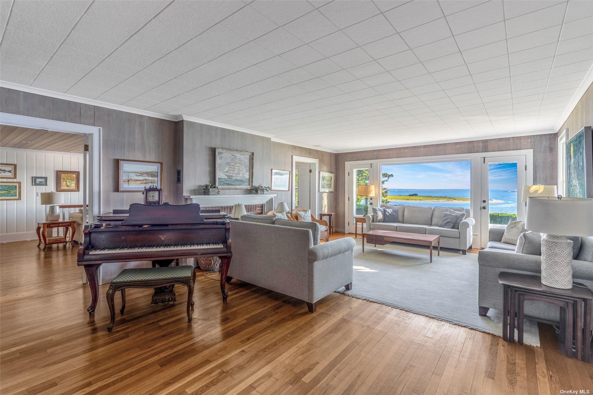 #2 photo, 930 W Cove Road, サフォーク郡 Cutchogue , NY 11935