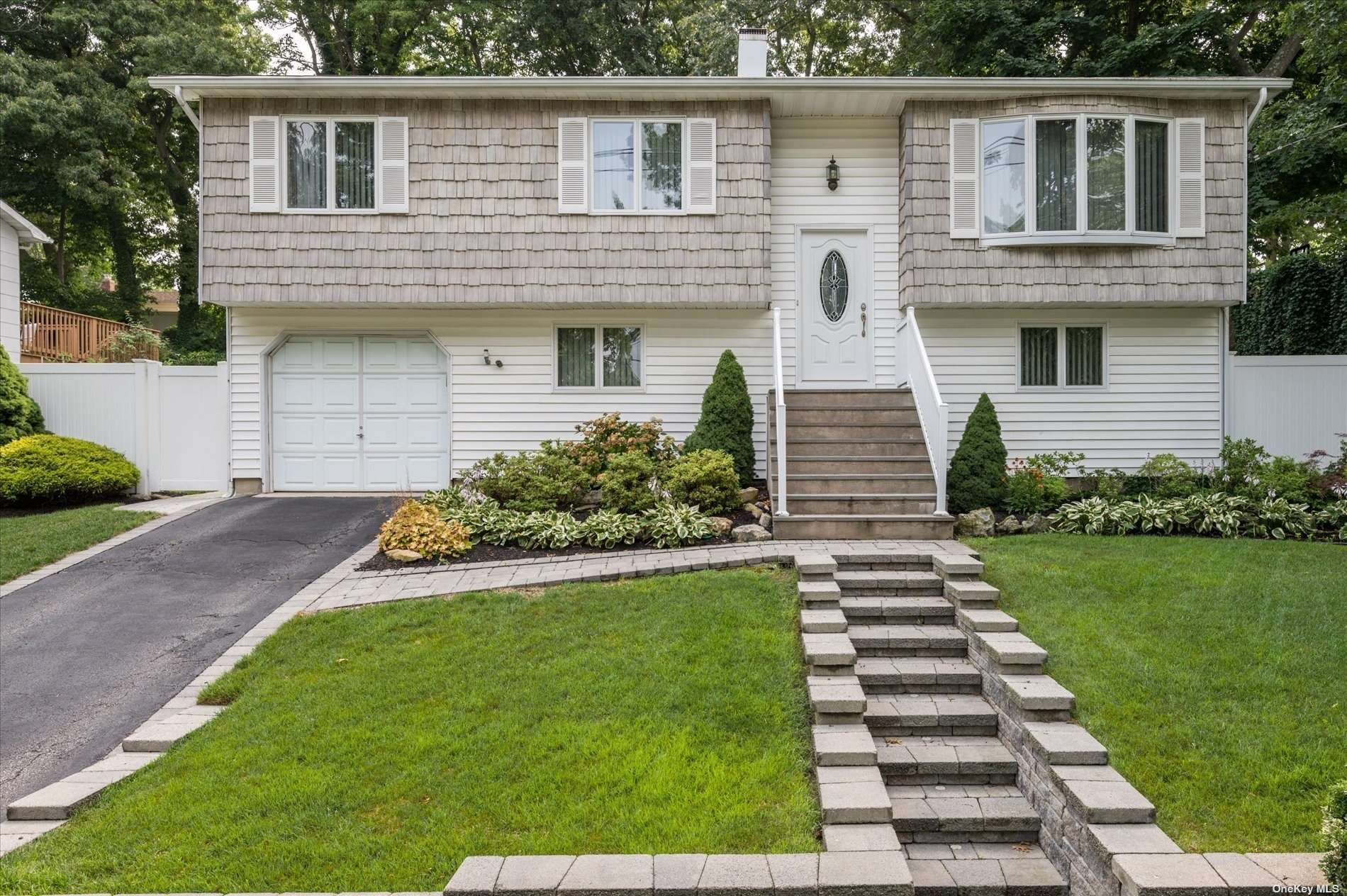 #1 photo, 107 Belle Avenue, Ronkonkoma , NY 11779