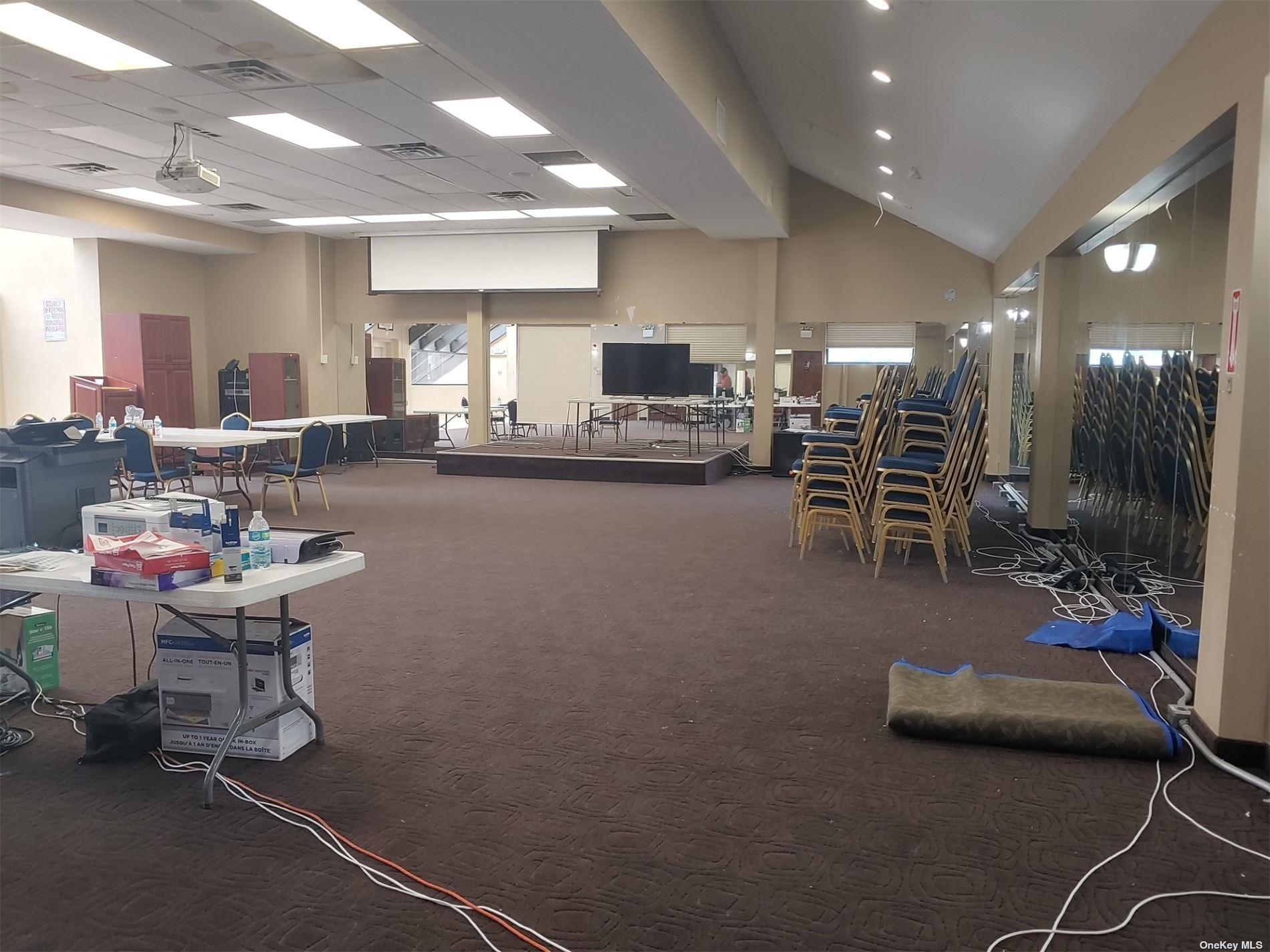 #3 photo, 257-10 Union  Turnpike, クイーンズ区 Glen Oaks , NY 11004