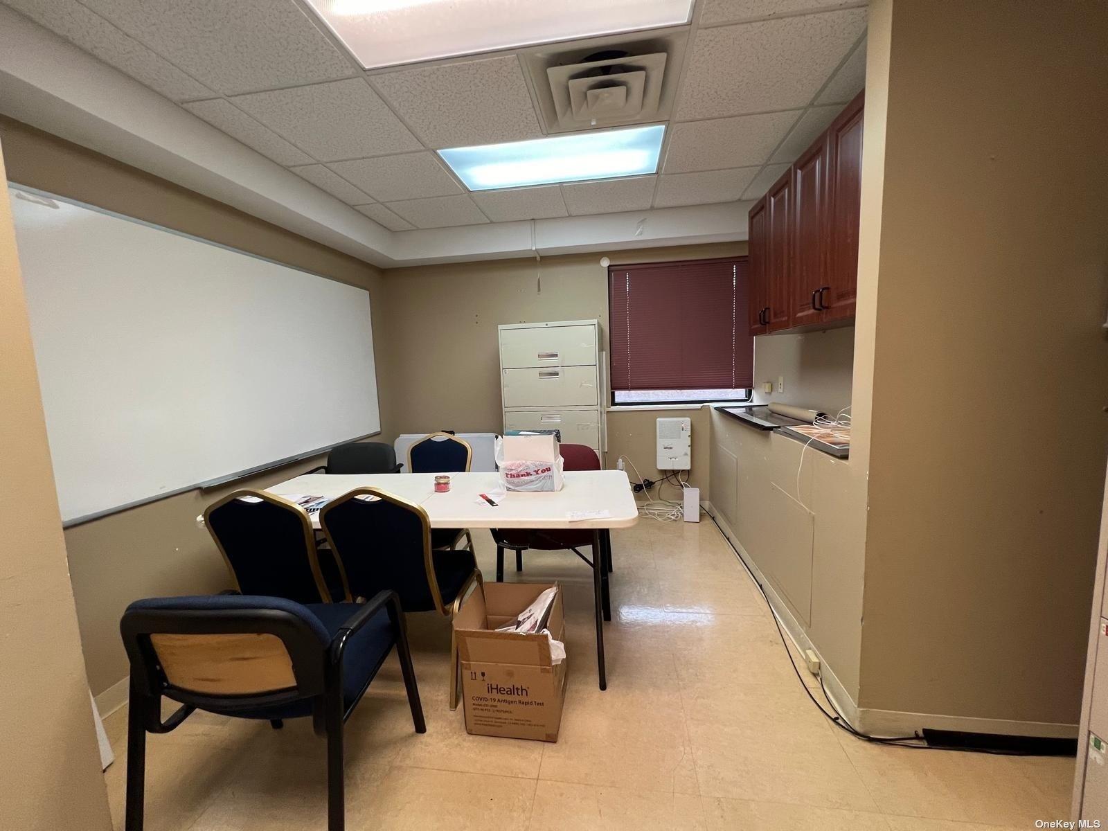 #6 photo, 257-10 Union  Turnpike, クイーンズ区 Glen Oaks , NY 11004