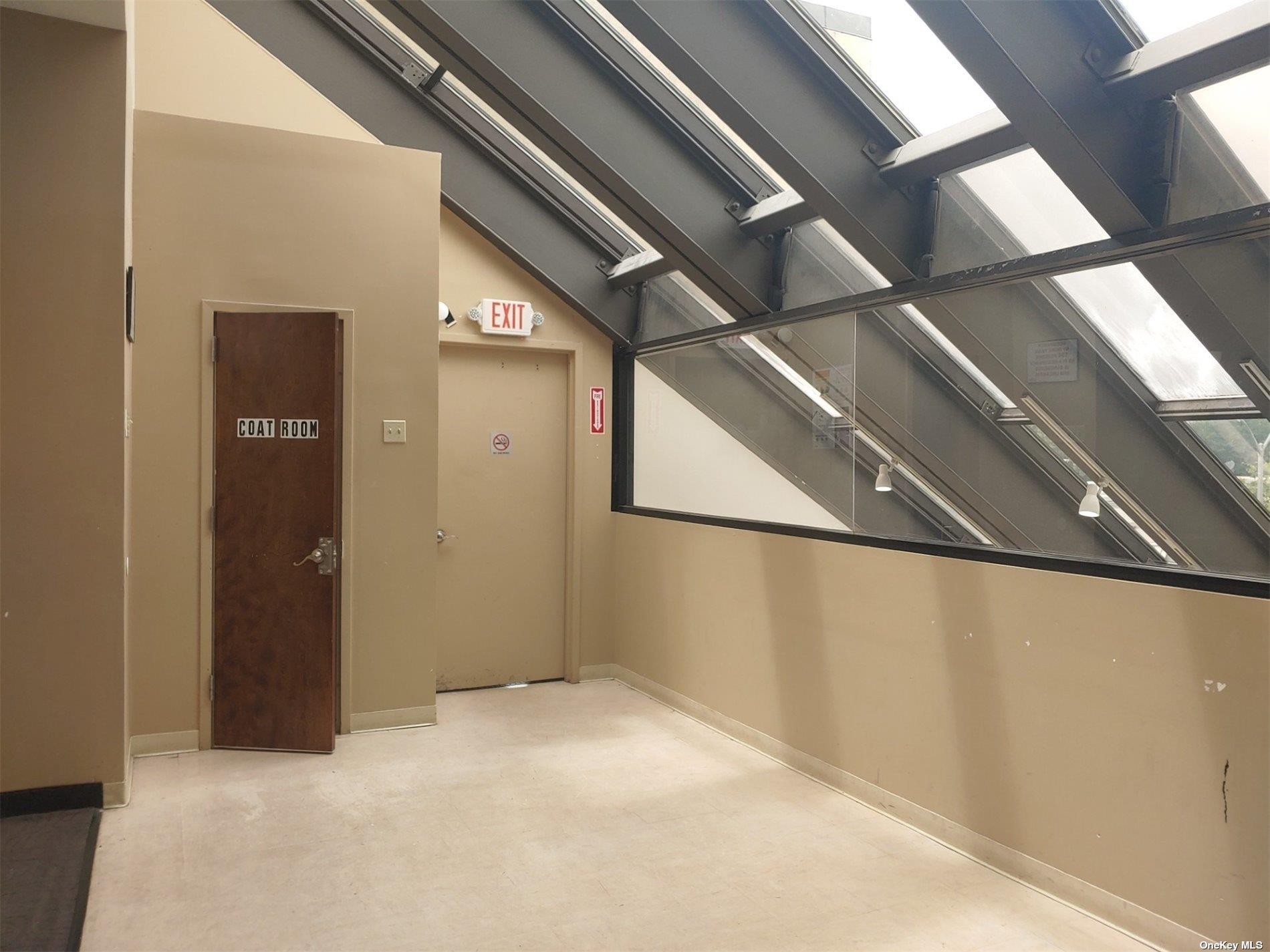 #9 photo, 257-10 Union  Turnpike, クイーンズ区 Glen Oaks , NY 11004