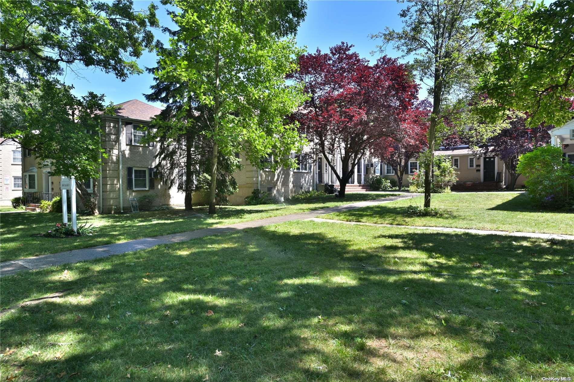 #13 photo, 68-09 Springfield Boulevard, クイーンズ区 Bayside , NY 11364