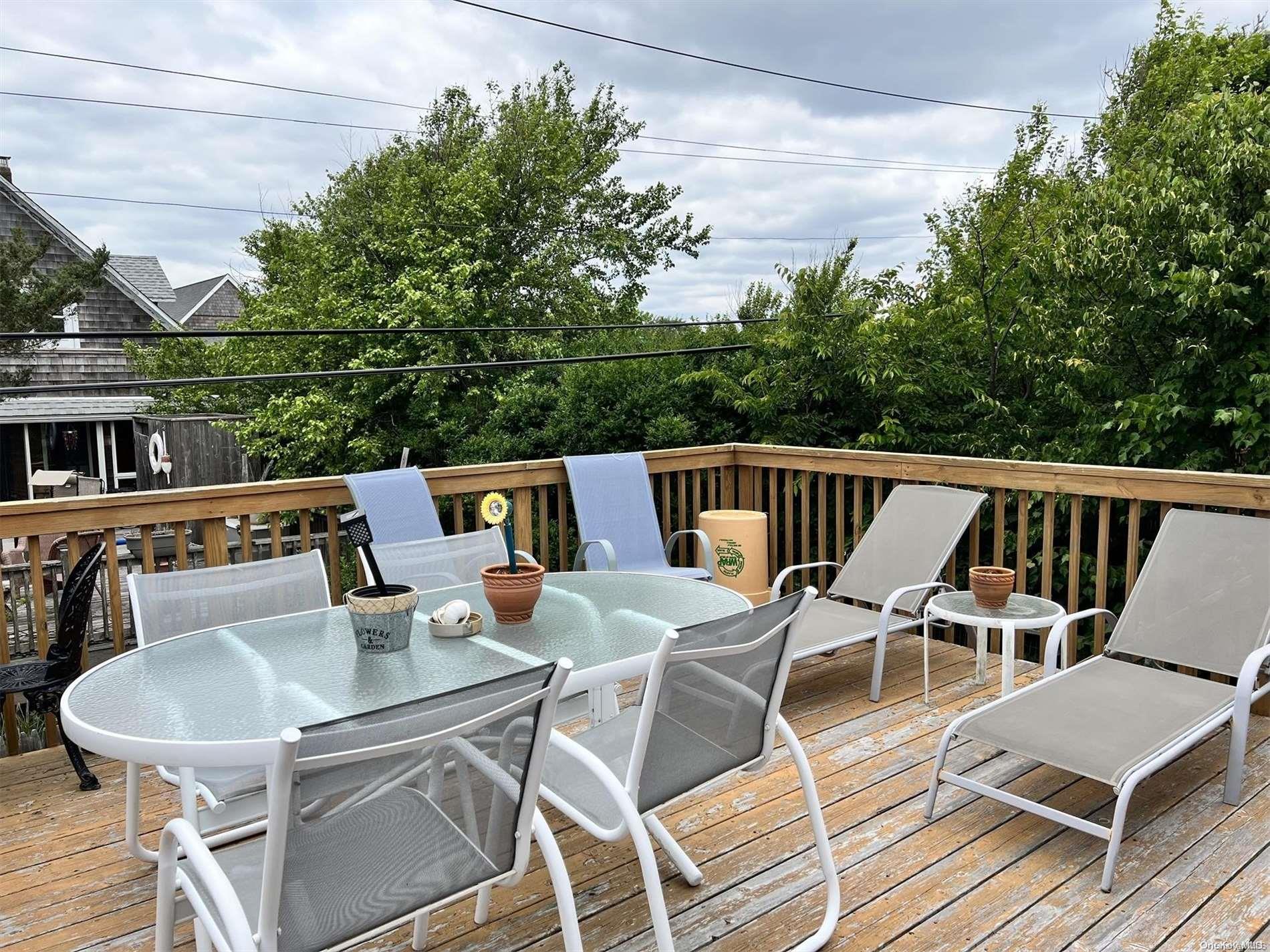 #10 photo, 63 Bungalow Walk, Ocean Beach , NY 11770