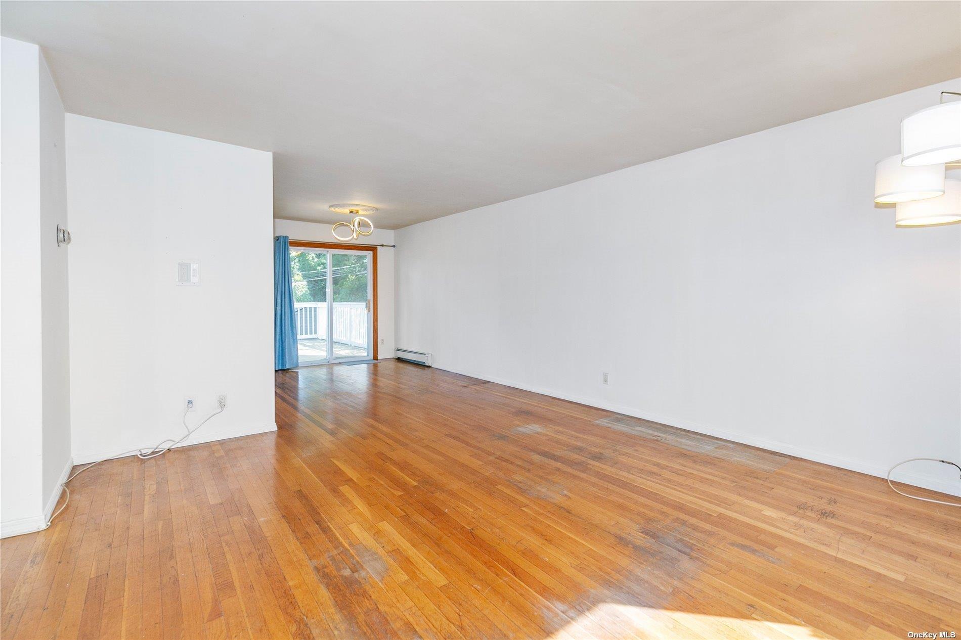 #4 photo, 561 Woodbury Road, Plainview , NY 11803