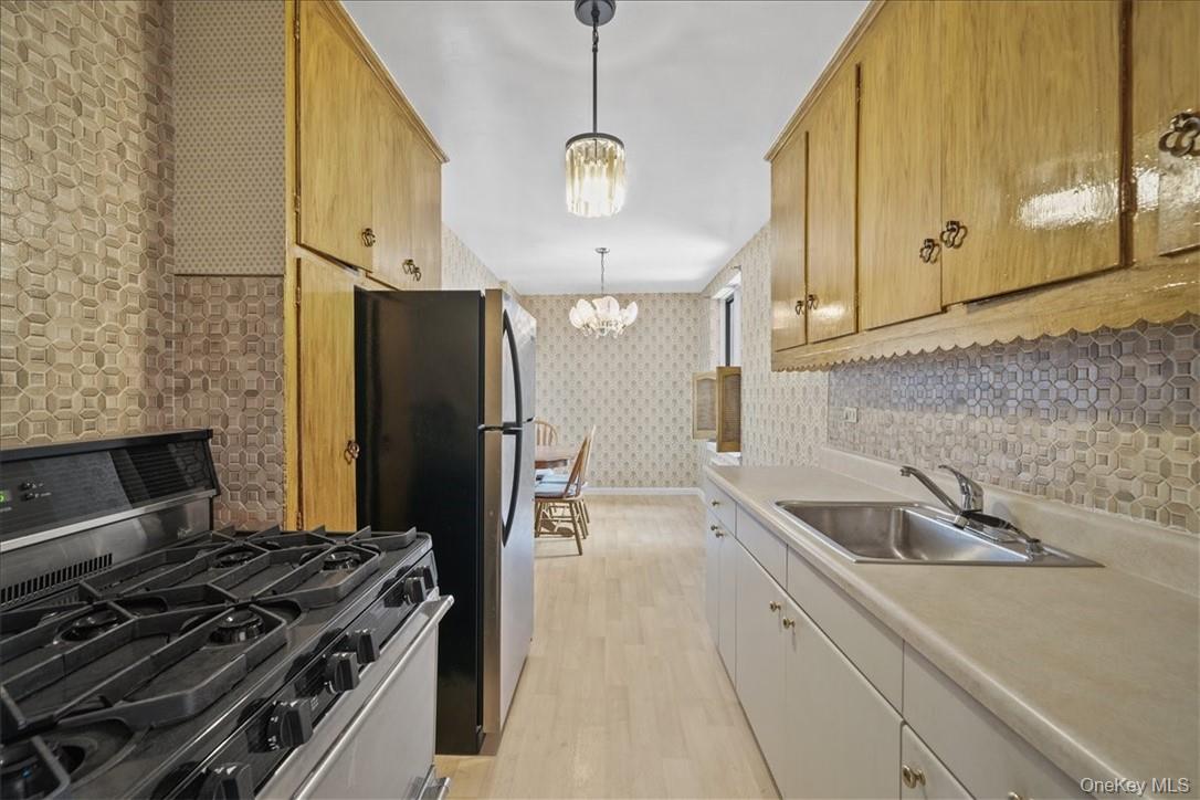 #6 photo, 2750 Olinville Avenue, ブロンクス区 Bronx , NY 10467