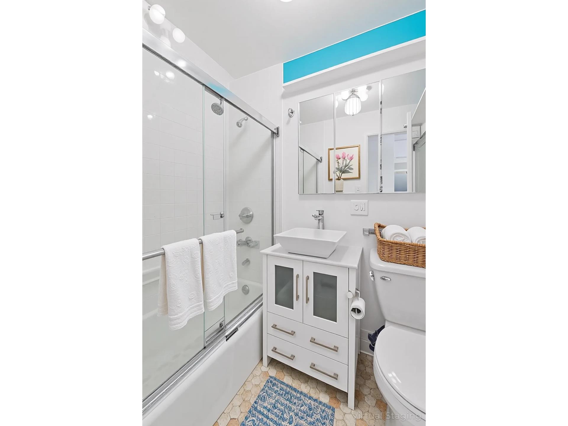 #13 photo, 146 W 82ND Street, マンハッタン Upper West Side , NY 10024