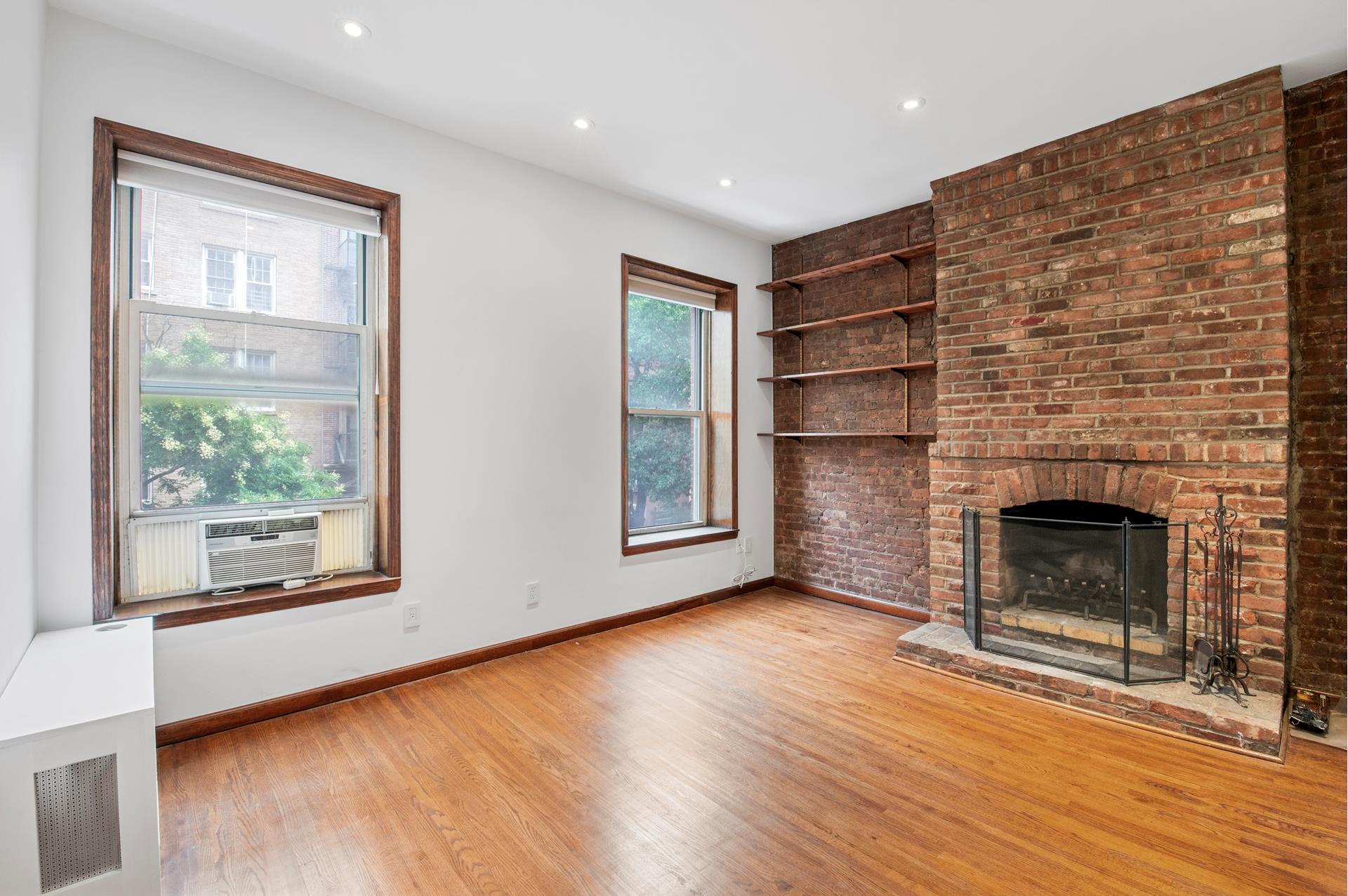 #3 photo, 146 W 82ND Street, マンハッタン Upper West Side , NY 10024