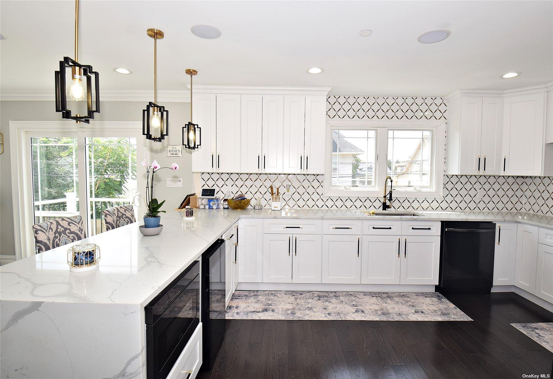 #10 photo, 46 E Fulton Street, ナッソー郡 Long Beach , NY 11561