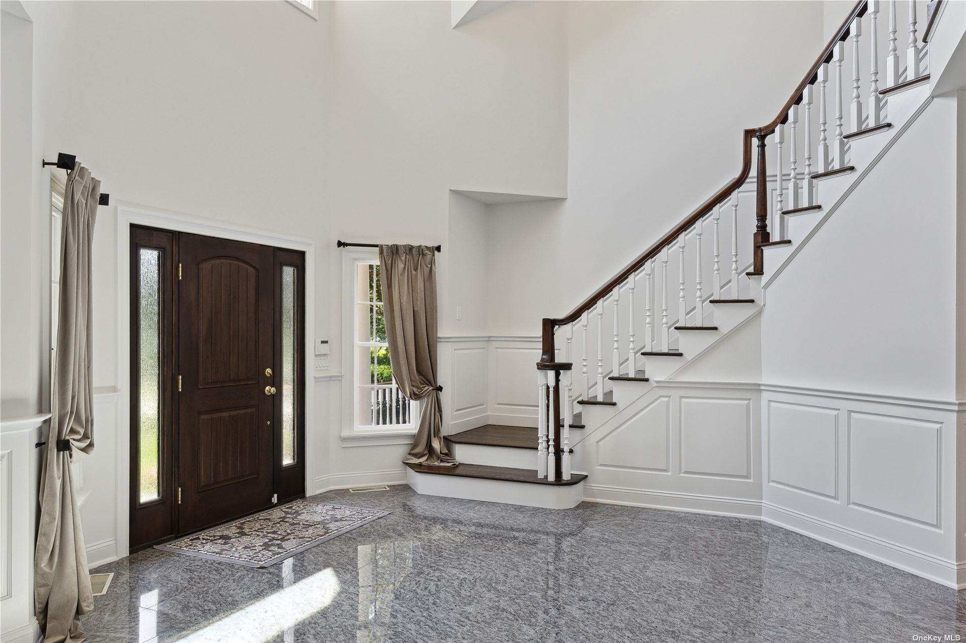 #3 photo, 18 Cedar Lane, サフォーク郡 Setauket , NY 11733