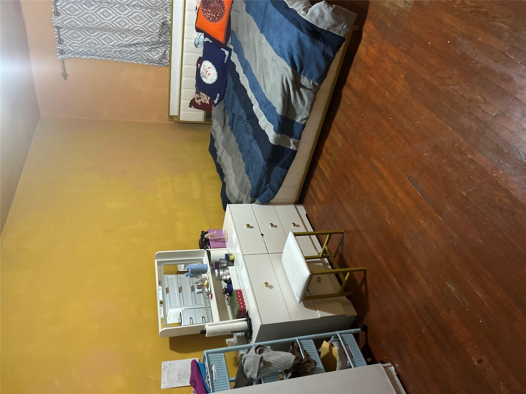 #4 photo, 1210 white plains Road, 布朗士 Bronx , NY 10472