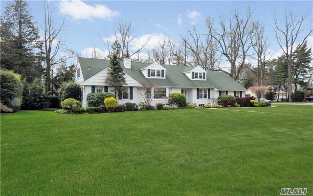 #1 photo, 380 Stewart Avenue, Garden City , NY 11530