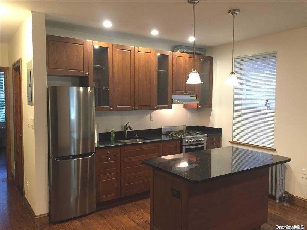 #10 photo, 86-44 123rd Street, クイーンズ区 Richmond Hill , NY 11418