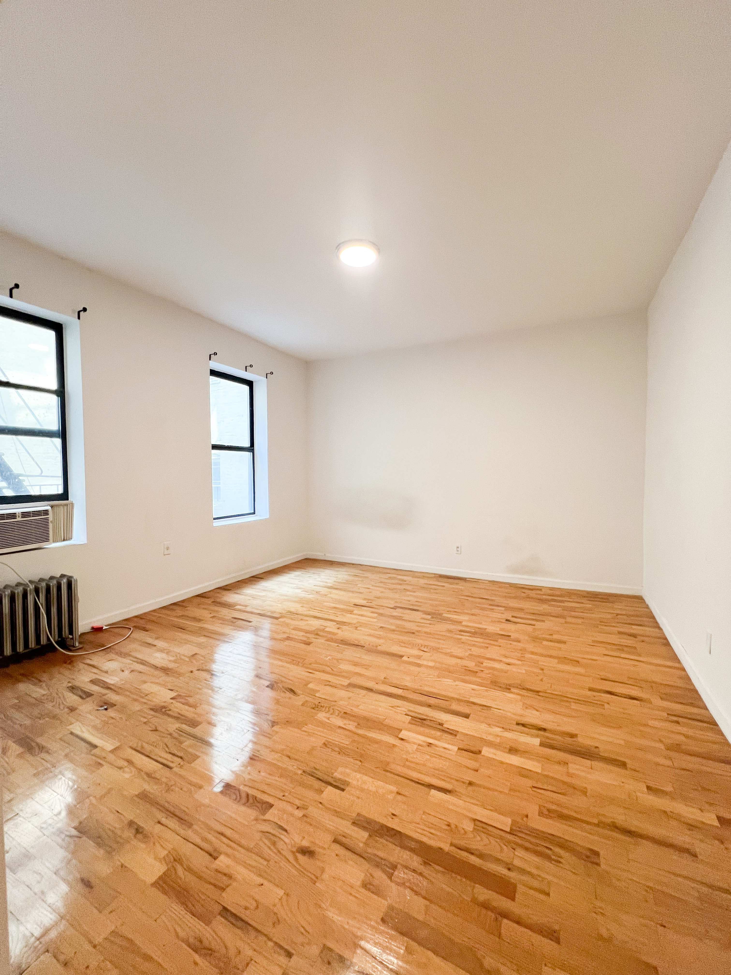 #1 photo, 638 W 160th Street, मैनहटन Washington Heights , NY 10032