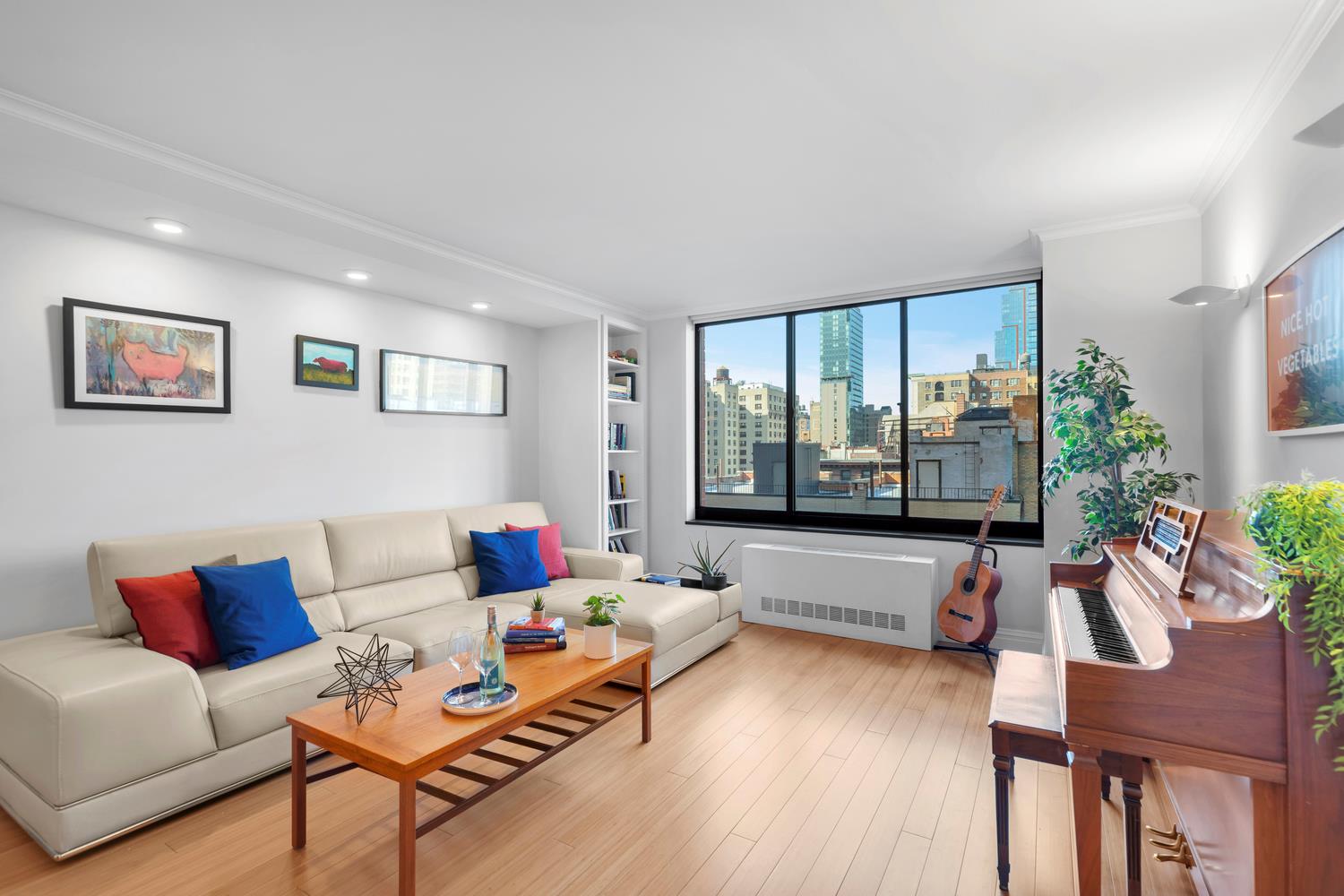 #1 photo, 215 W 95TH Street, मैनहटन Upper West Side , NY 10025