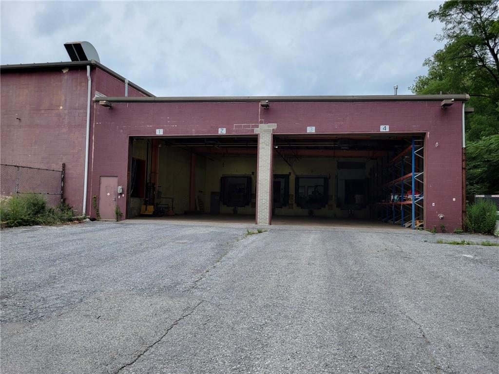 #10 photo, 40 Commercial Avenue, Middletown , NY 10941