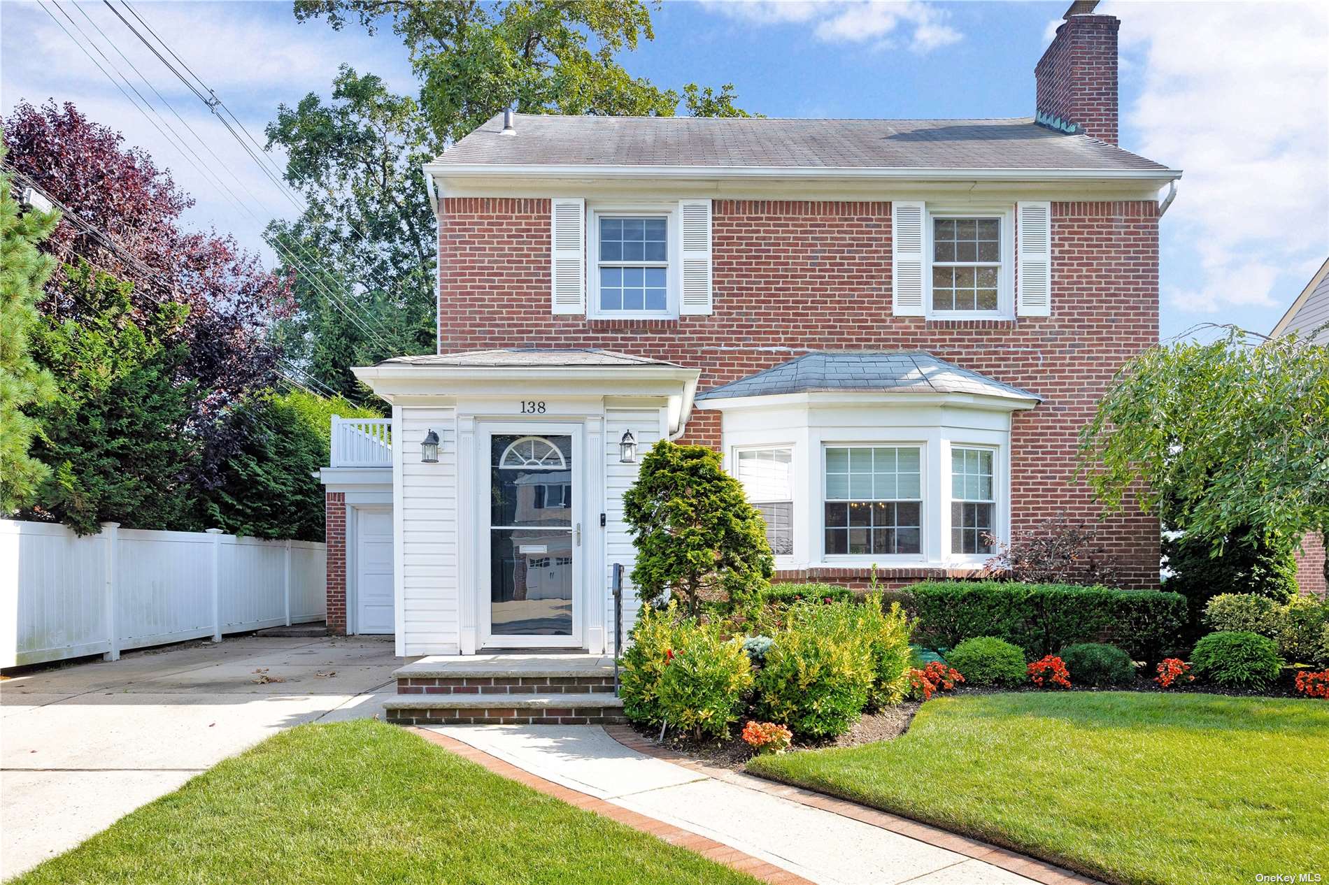 #1 photo, 138 Voorhis Avenue, 長島 Rockville Centre , NY 11570