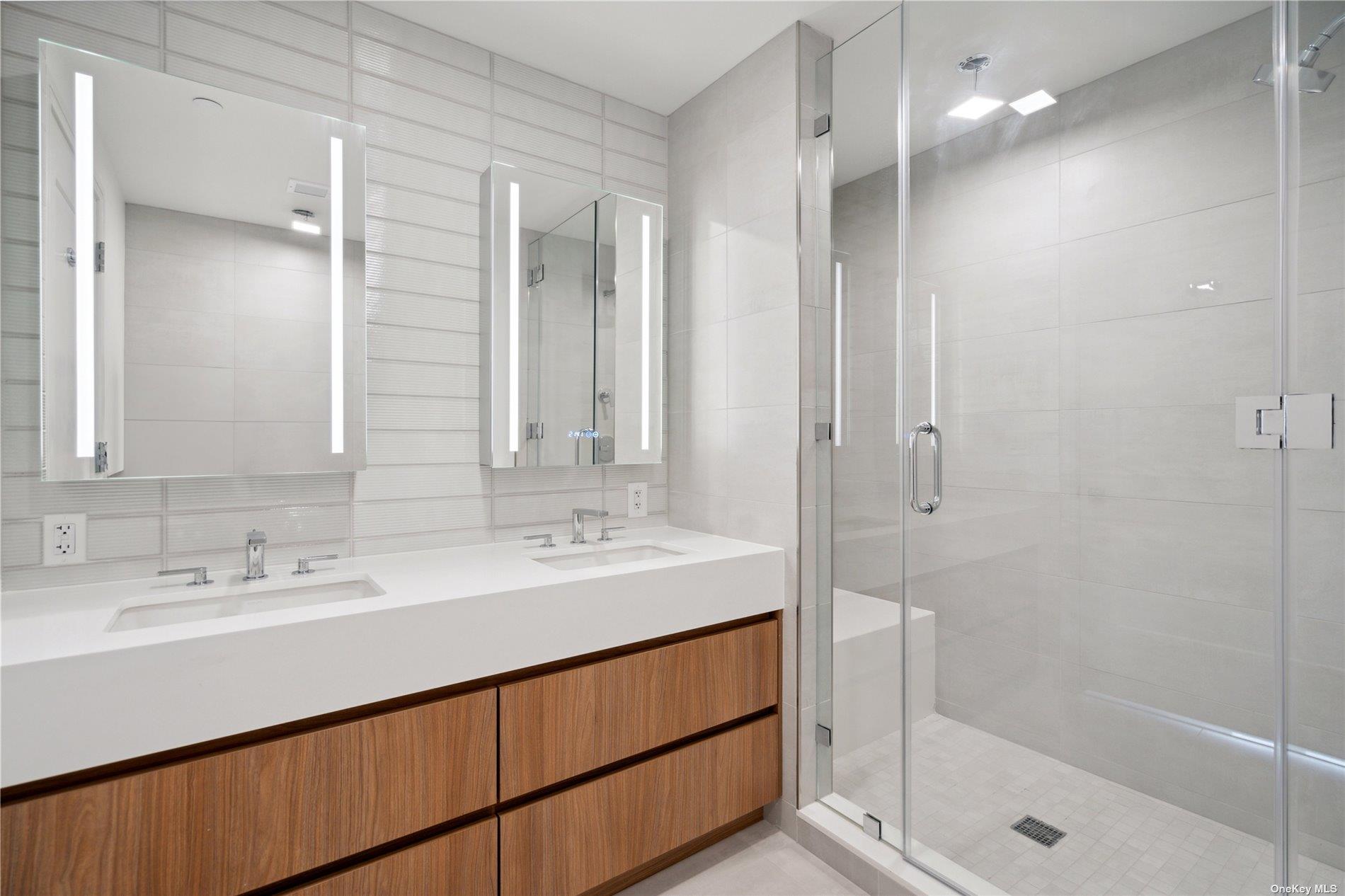 #8 photo, 218 Middle Neck Road, ナッソー郡 Great Neck , NY 11021