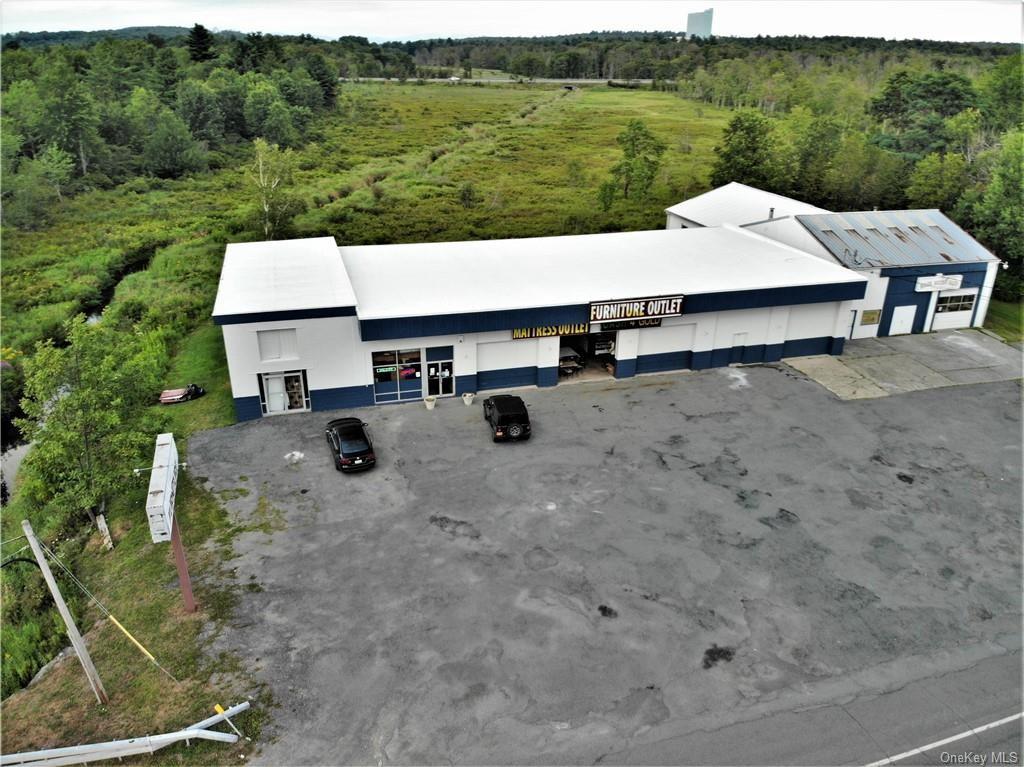 #2 photo, 184-186 E Broadway, Monticello , NY 12701