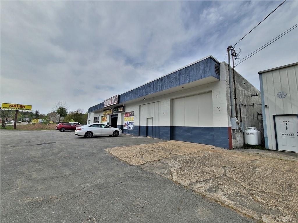 #20 photo, 184-186 E Broadway, Monticello , NY 12701